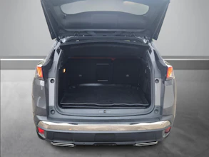 https://vehicle.imgix.net/4363181/4dc2abb3-80e9-4da3-b6f6-1ad441f7986d.jpg