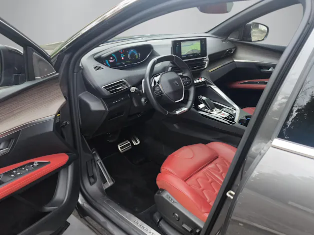 PEUGEOT 3008 1.6 Plug-in Hybrid4 GT Pack
