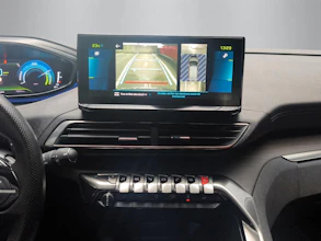 https://vehicle.imgix.net/4363181/6e2b0f3a-00cd-4cd8-afa3-f5db750df7c9.jpg