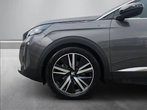 Fahrzeugbild PEUGEOT 3008 1.6 Plug-in Hybrid4 GT Pack