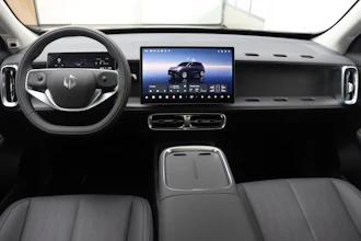 https://vehicle.imgix.net/4363216/44e59e16-4e74-4953-beb7-aa86ba86baf1.JPG