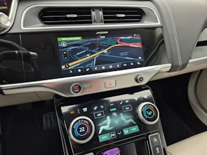 Fahrzeugbild JAGUAR I-Pace EV400 HSE AWD