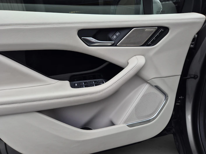 Fahrzeugbild JAGUAR I-PACE