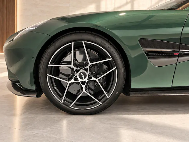 ASTON MARTIN Vanquish 5.2 V12 Bi-Turbo