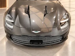 ASTON MARTIN Vanquish 5.2 V12 Bi-Turbo