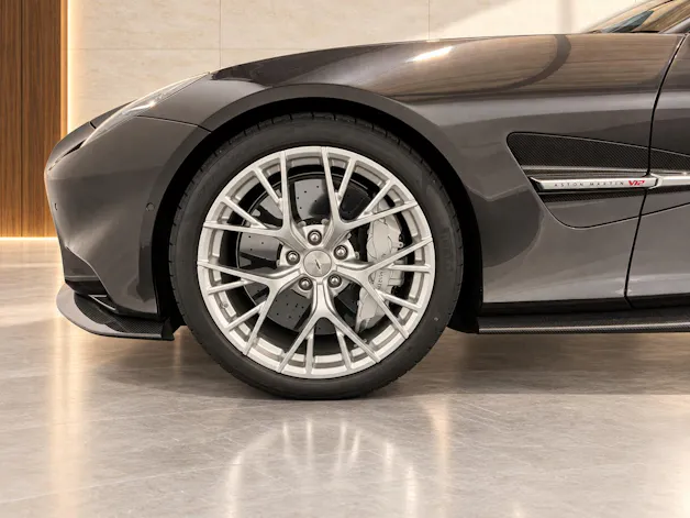 ASTON MARTIN Vanquish 5.2 V12 Bi-Turbo