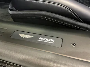 ASTON MARTIN Vanquish 5.2 V12 Bi-Turbo
