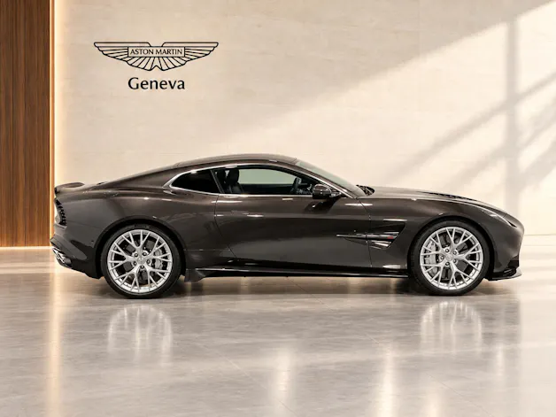 ASTON MARTIN Vanquish 5.2 V12 Bi-Turbo