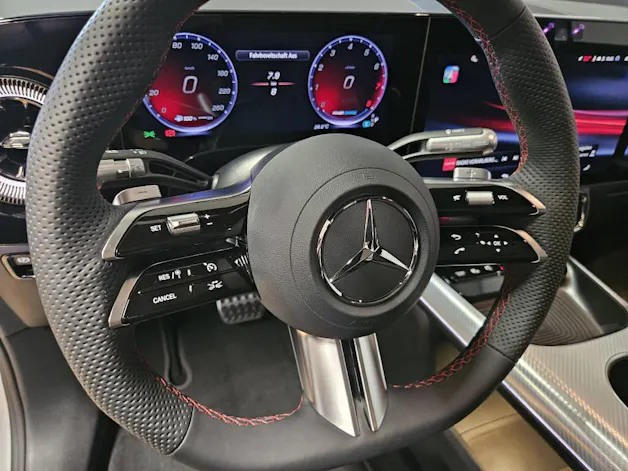 MERCEDES-BENZ GLB 220 4Matic