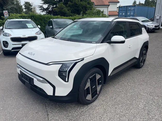 Kia EV3 81 kWh Earth+