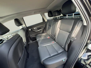 https://vehicle.imgix.net/4363319/27942b9b-bf0d-42e8-a9c8-b211d1db31ab.jpg