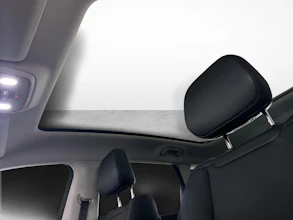 https://vehicle.imgix.net/4363343/50f75262-10dc-44b3-91b3-d0eaf8861146.jpg