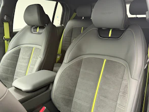 https://vehicle.imgix.net/4363409/5a96ea19-bac3-413a-b2c8-b5c814ca0624.jpeg