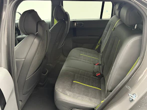 https://vehicle.imgix.net/4363409/5d911248-4972-46f7-8ffa-e7cfaf168b56.jpeg