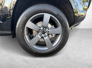 Fahrzeugbild LAND ROVER Defender 90 3.0 D I6 250 X-Dynamic SE