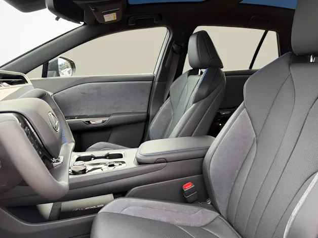 Lexus RZ 550e F Sport