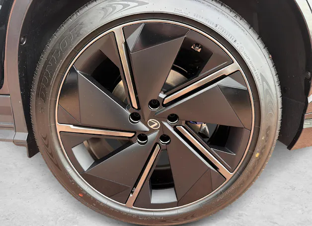 Lexus RZ 550e F Sport