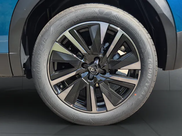 Peugeot 2008 1.2 Hybrid 145 GT Exclusive