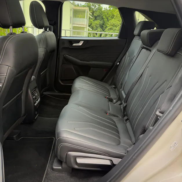 Ford Kuga 2.5 Hybrid Vignale 4x4