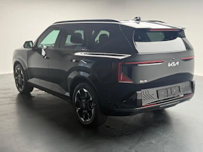 https://vehicle.imgix.net/4363478/ac083183-72f1-4b80-9e46-4c4e2b4eb69f.jpeg