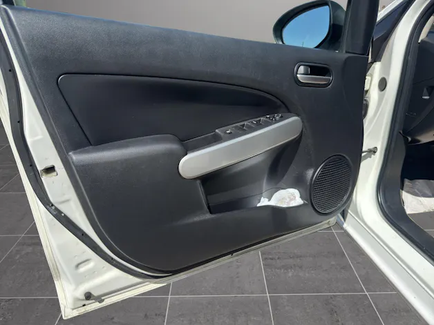 Mazda 2 1.5 MZR Exclusive