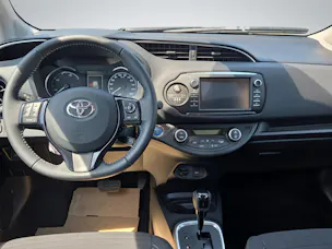 Toyota Yaris 1.5 VVT-i HSD Trend