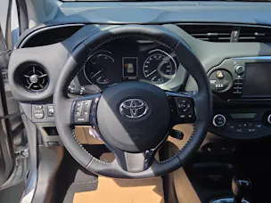 Toyota Yaris 1.5 VVT-i HSD Trend