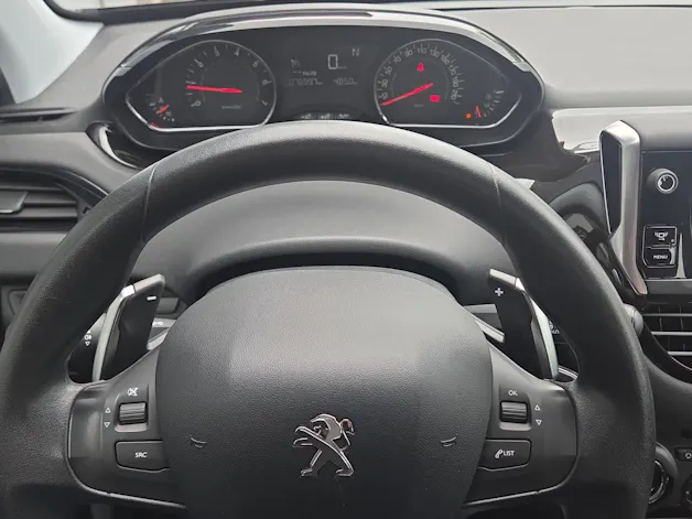Peugeot 208 1.2 PureTech Active EGS S/S