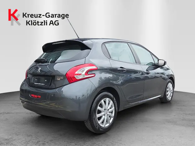 Peugeot 208 1.2 PureTech Active EGS S/S