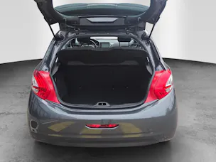 Peugeot 208 1.2 PureTech Active EGS S/S