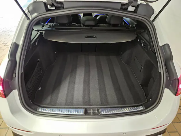 MERCEDES-BENZ C 220 d 4Matic Kombi AMG Line Swiss Star