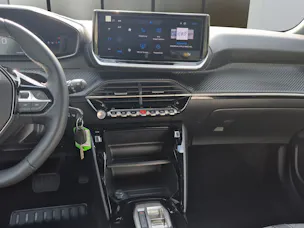 Peugeot 2008 1.2 Hybrid Allure