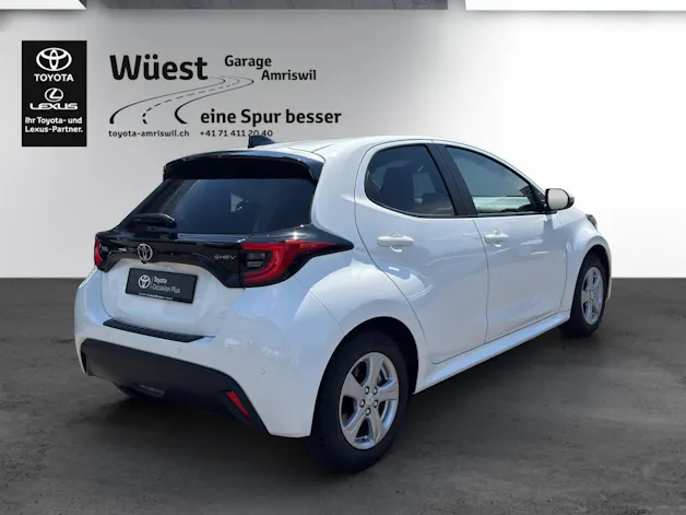 Toyota Yaris 1.5 VVT-i HSD Trend