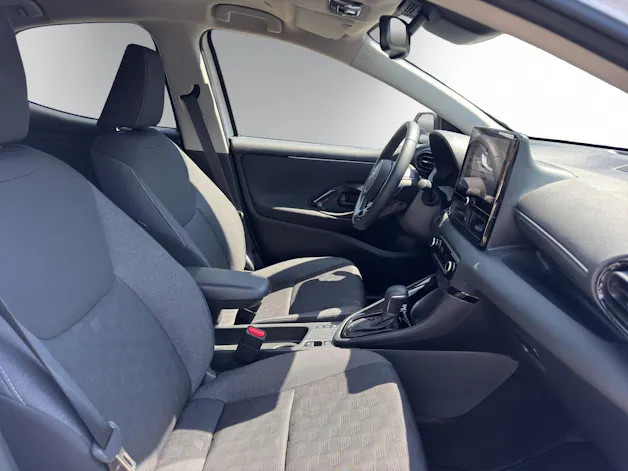 Toyota Yaris 1.5 VVT-i HSD Trend