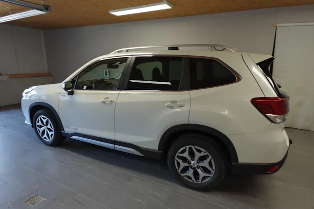 Subaru Forester Station 2.0i e-Boxer Swiss Plus