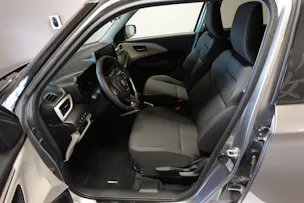 Suzuki Swift 1.2 Sakura Top Hybrid 4x4