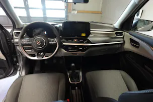 Suzuki Swift 1.2 Sakura Top Hybrid 4x4