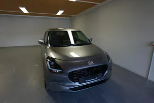Suzuki Swift 1.2 Sakura Top Hybrid 4x4