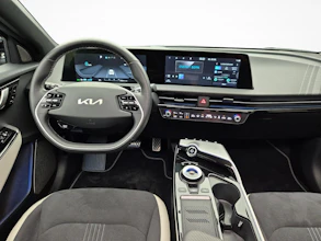 https://vehicle.imgix.net/4363668/5a5d36bd-7df0-4849-bca9-0e742cd67158.jpg