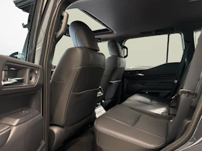 https://vehicle.imgix.net/4363680/4fa4c6d4-9066-4c06-94fe-6ecad5bc6c2c.jpg