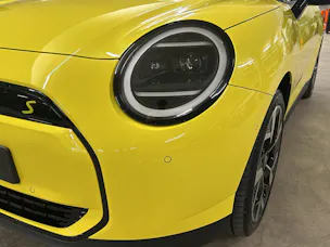 MINI Cooper SE J01