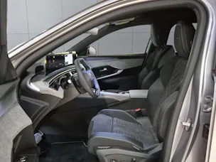 PEUGEOT 5008 1.2 Hybrid GT Exclusive