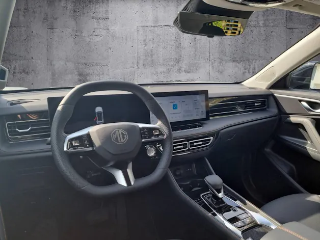 MG HS 1.5 PHEV Luxury