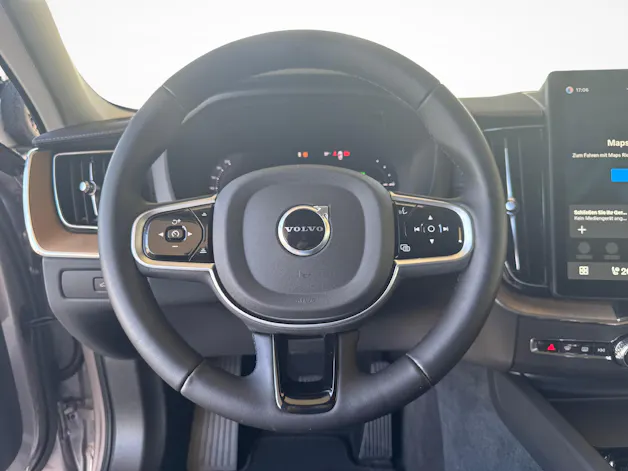 Volvo XC60 2.0 T8 TE Ultra Dark eAWD / ab 3,99% Leasing bei Abschluss einer Protect Autoversicherung