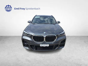 Fahrzeugbild BMW X1 18d xDrive / ab 3,99% Leasing bei Abschluss einer Protect Autoversicherung