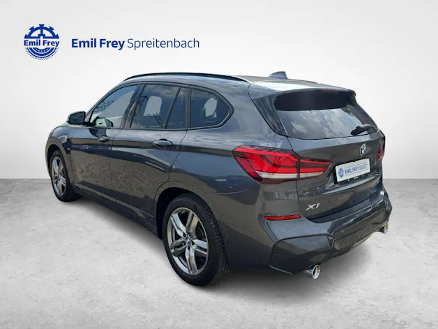BMW X1 18d xDrive / ab 3,99% Leasing bei Abschluss einer Protect Autoversicherung