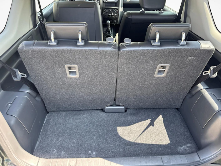 Fahrzeugbild SUZUKI JIMNY