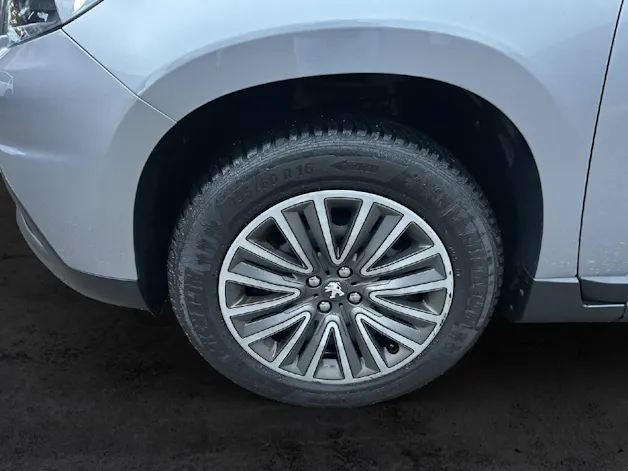 Peugeot 2008 1.2 PureTech Active EGS S/S