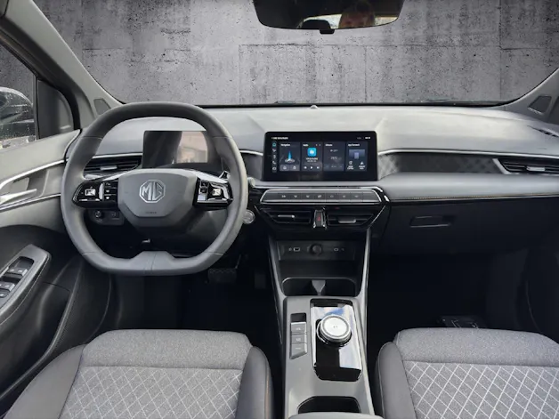 MG 3 1.5 Hybrid Luxury