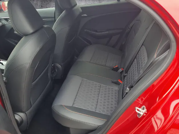 MG 3 1.5 Hybrid Luxury